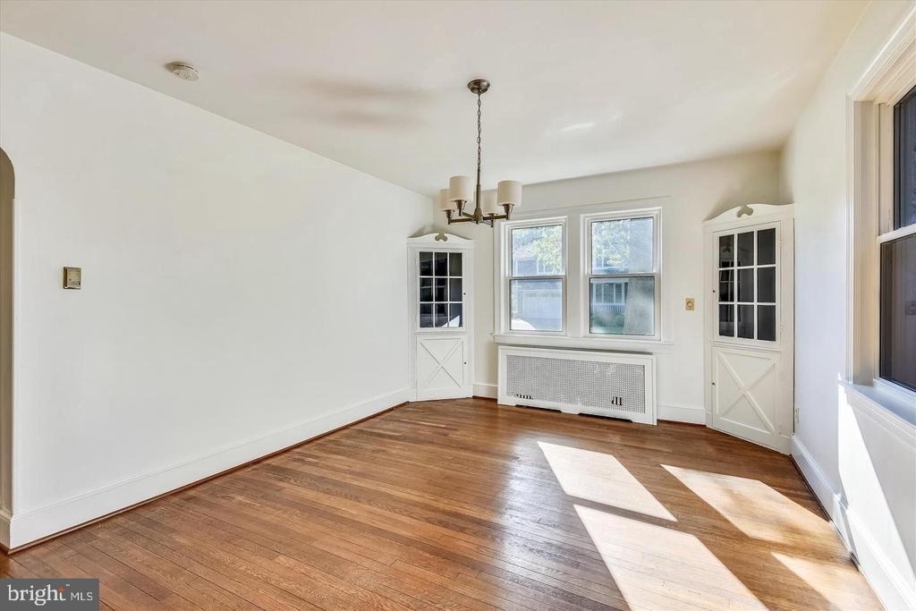 400 Meadow Lane - Photo 3