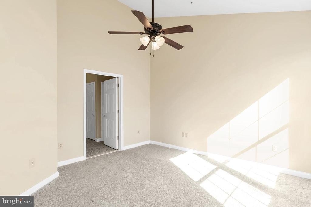 801 S Greenbrier Street - Photo 18