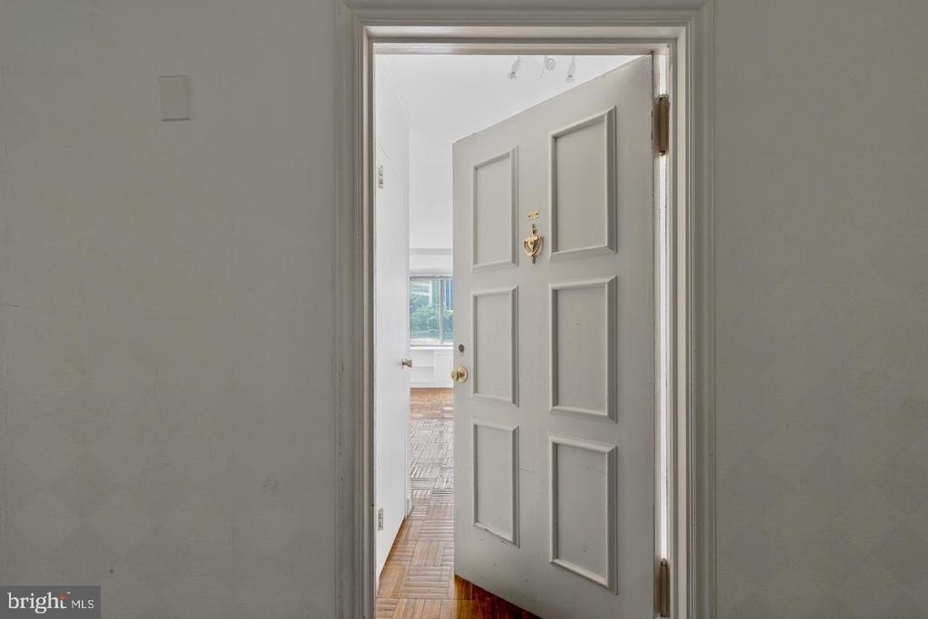 1121 Arlington Boulevard - Photo 3
