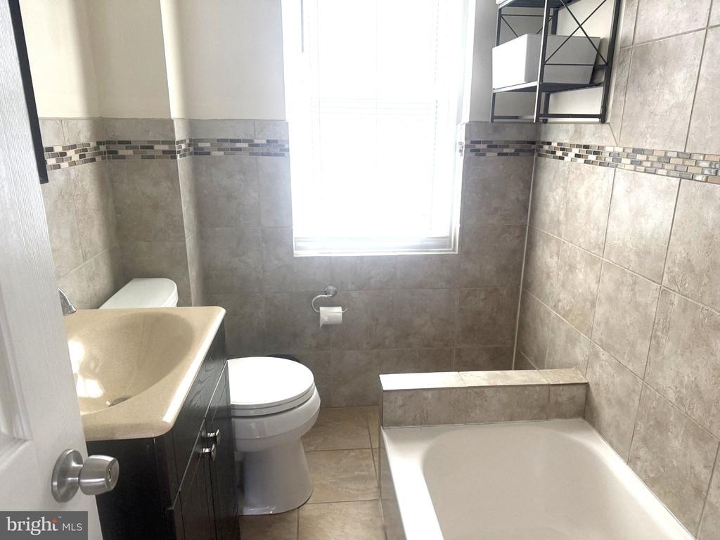3702 Midvale Avenue - Photo 8
