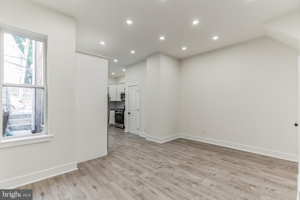 18 Sharpnack Street - Photo 4