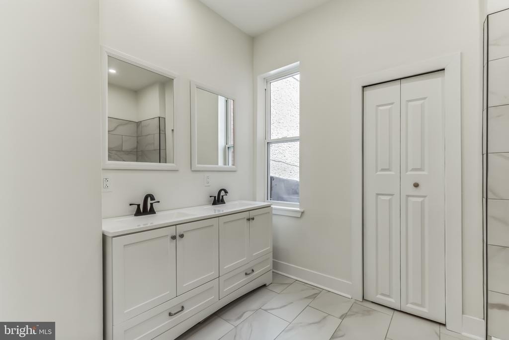 18 Sharpnack Street - Photo 18