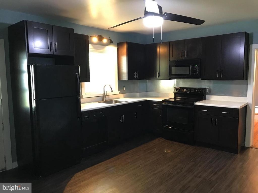 1013 Lafayette Avenue - Photo 6