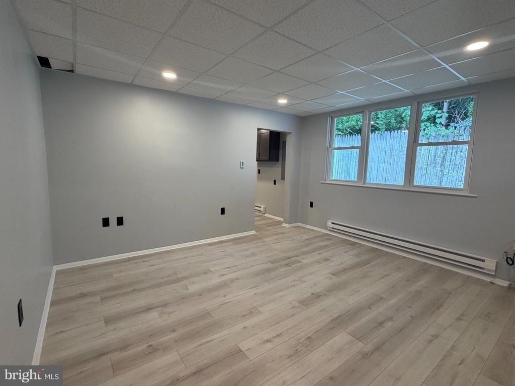 1048 Gray Avenue - Photo 5