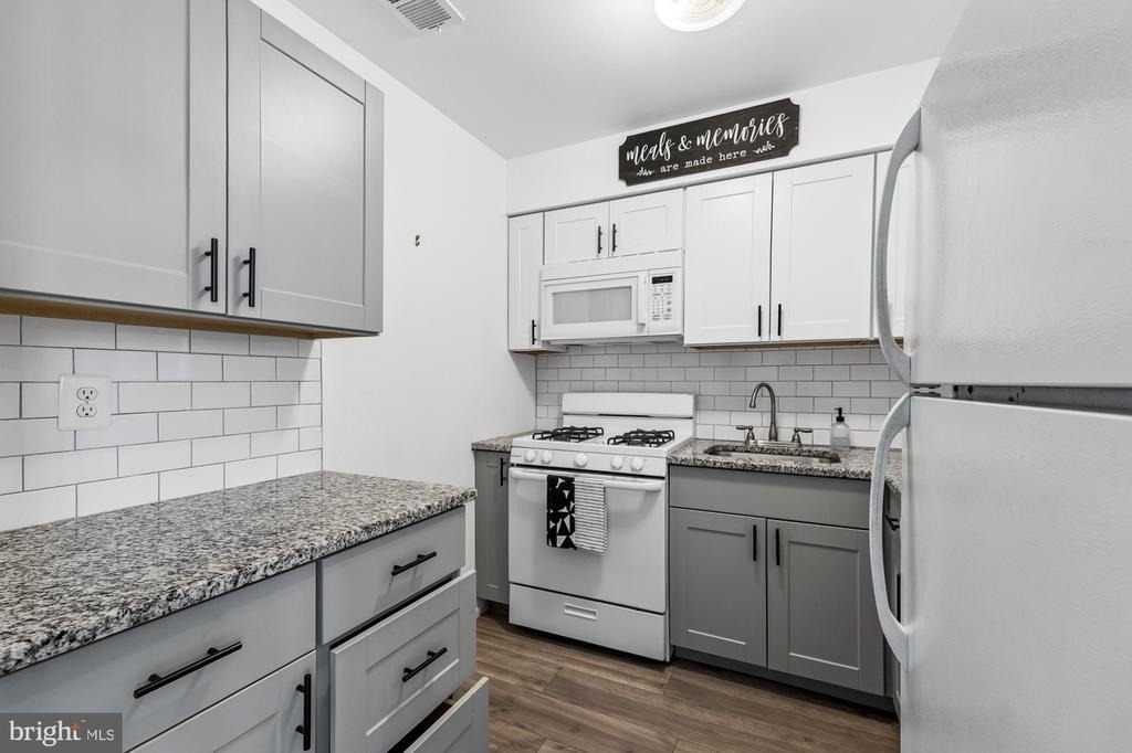 51 Garden View Terrace - Photo 5
