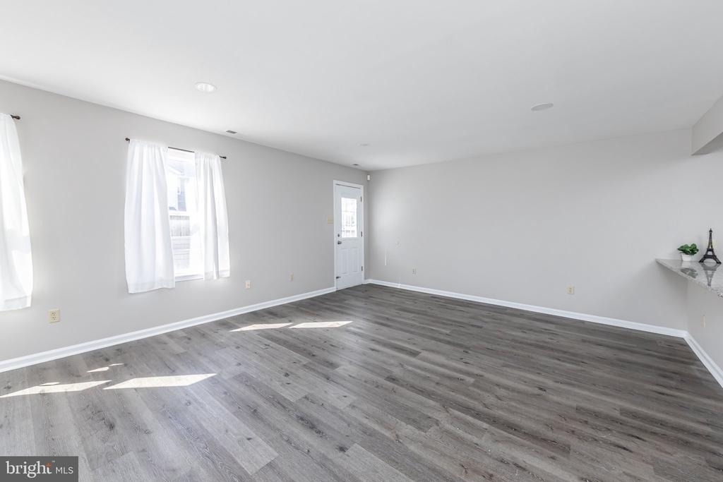 518 N Repauno Avenue - Photo 3