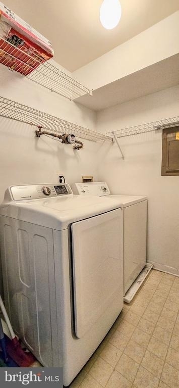 1404 Saxony Drive - Photo 5