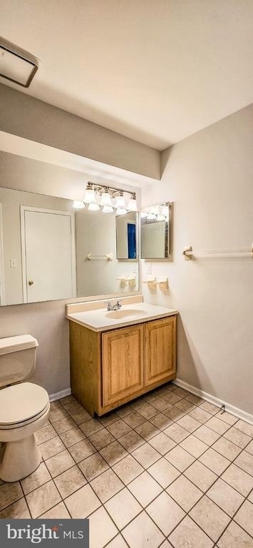 1404 Saxony Drive - Photo 2