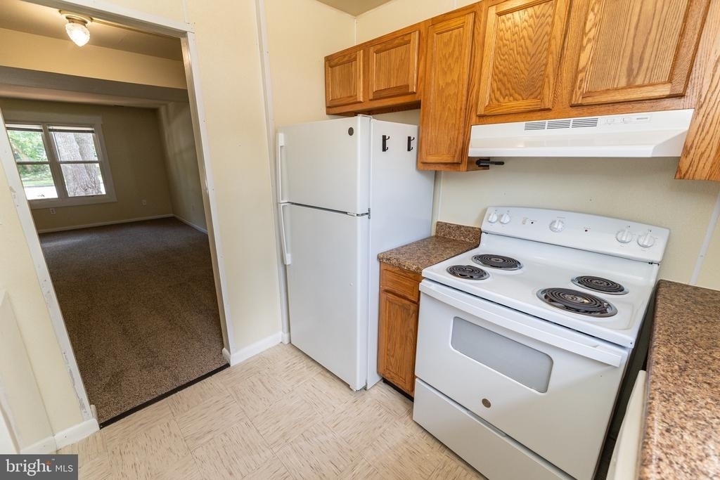 746 Hemlock Street - Photo 12