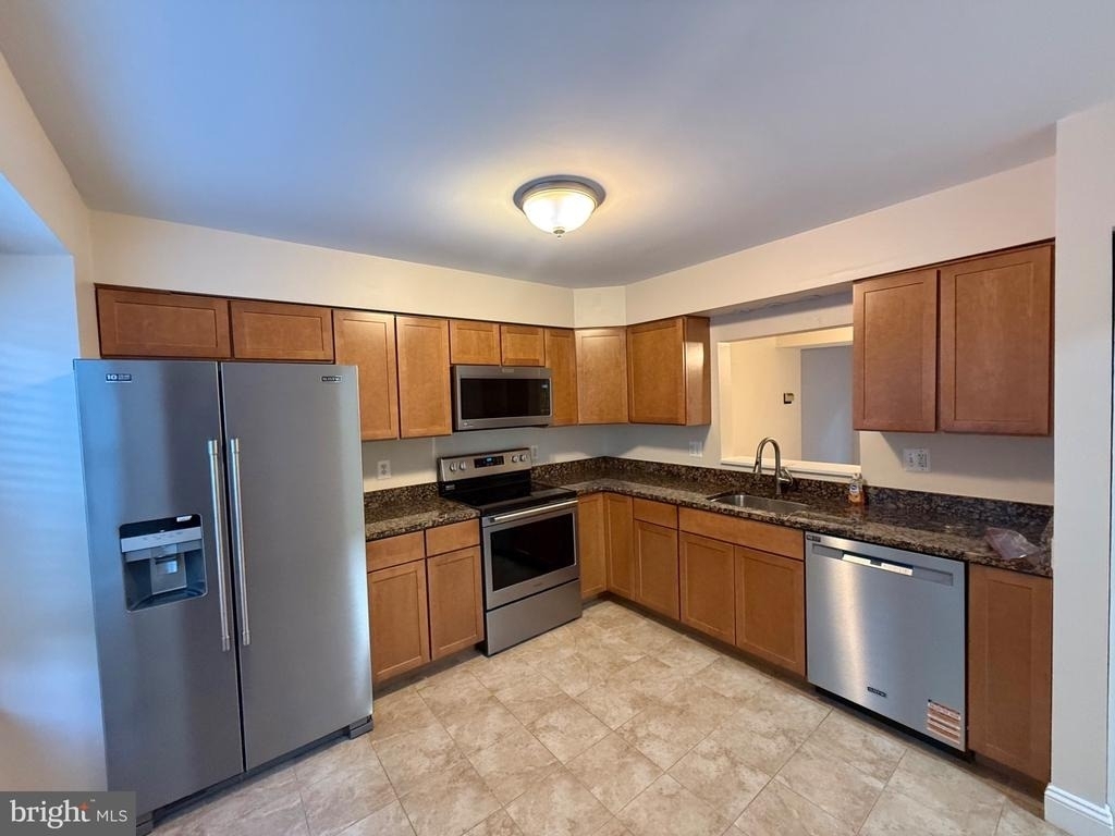 19238 Wheatfield Terrace - Photo 3