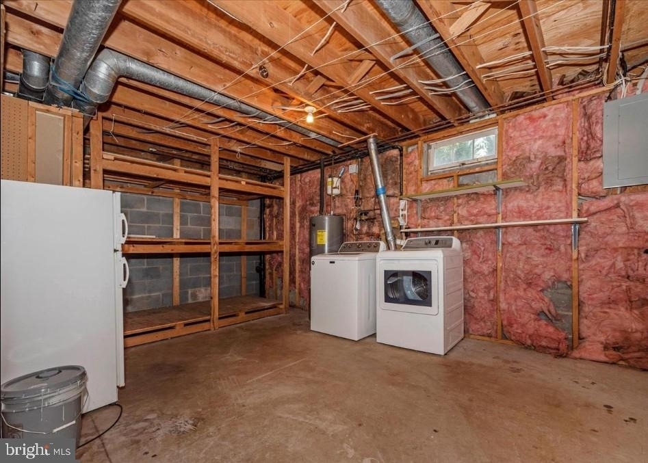 381 W Thornhill - Photo 22