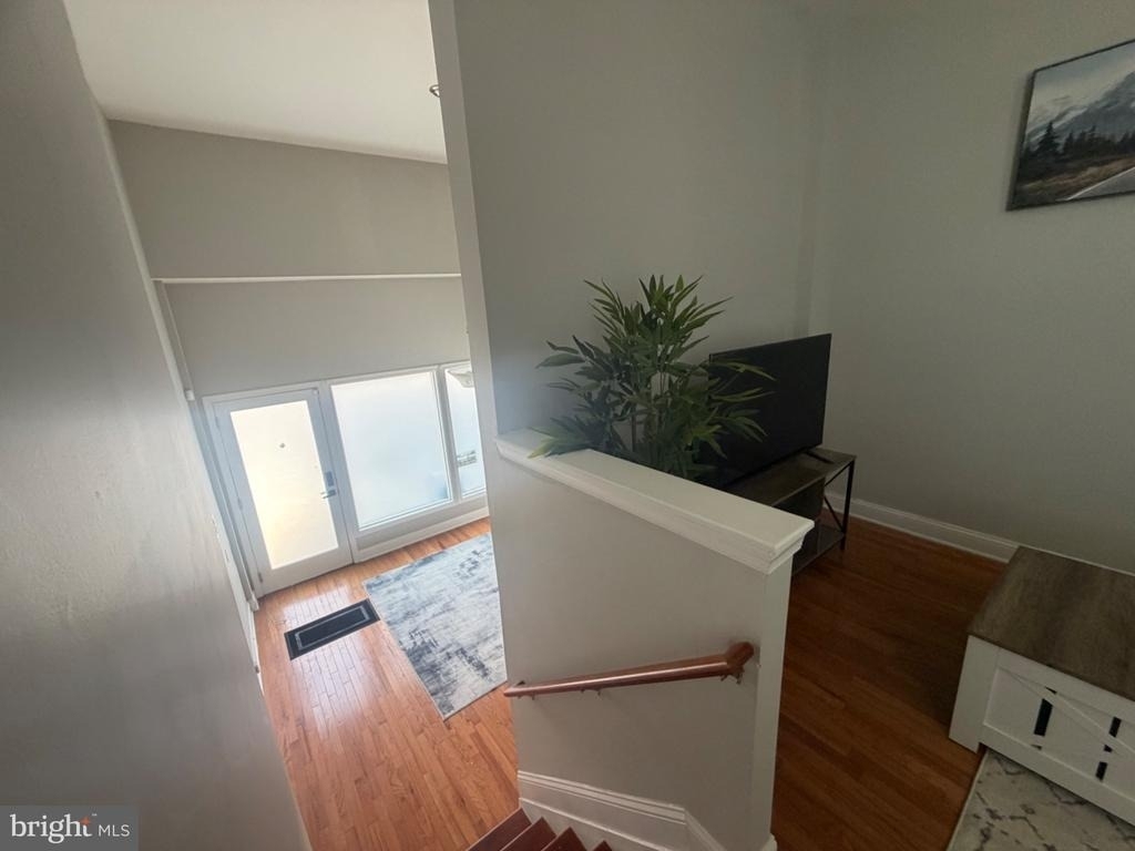 17 E 21st Street - Photo 2