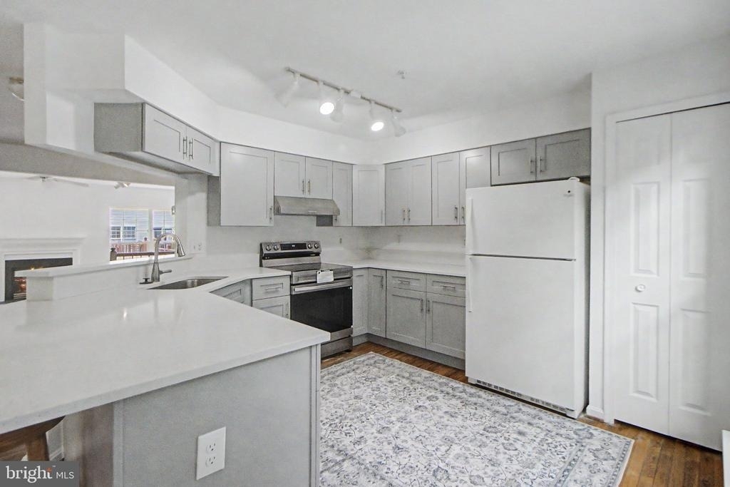 3008 Beaver Creek Road - Photo 2