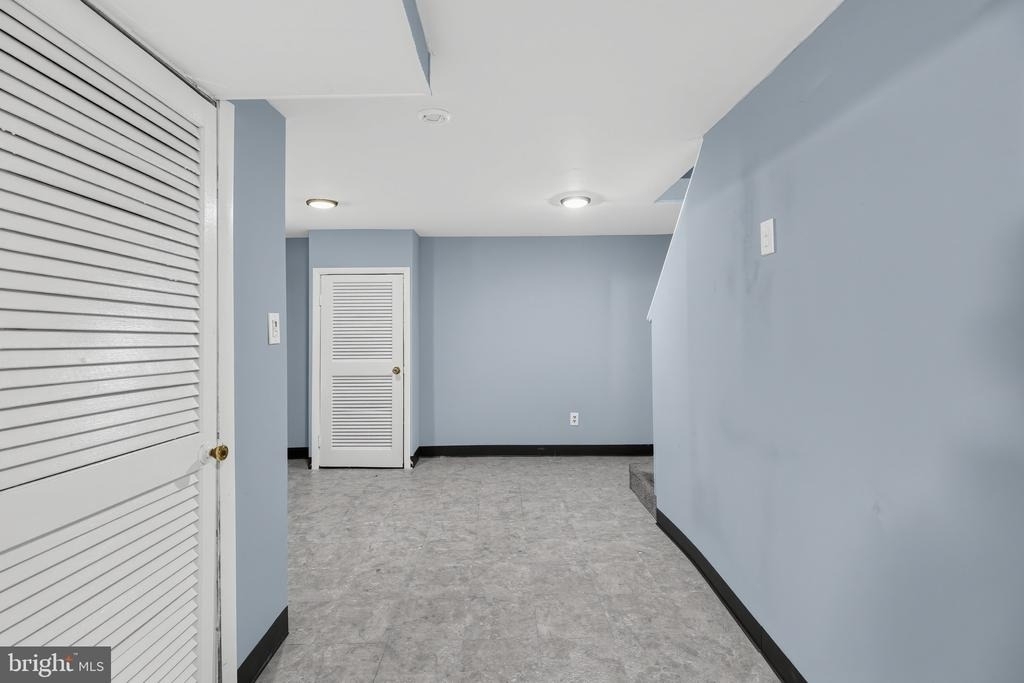 644 Burns Street Se - Photo 10