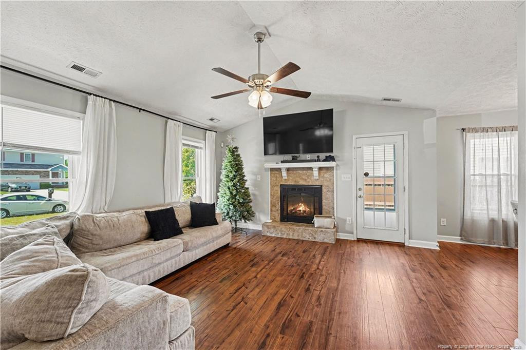 2117 Feathercombe Court - Photo 5
