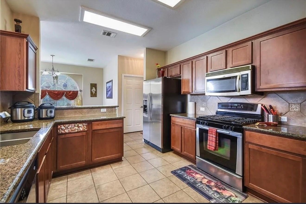 15504 Staked Plains Loop - Photo 8