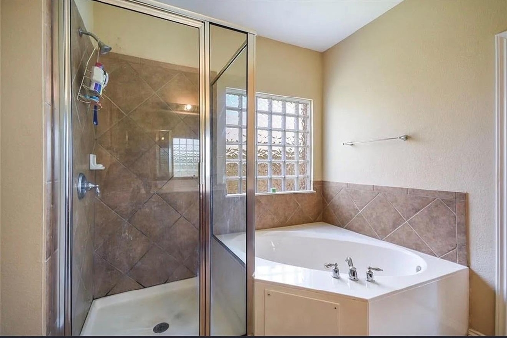 15504 Staked Plains Loop - Photo 16