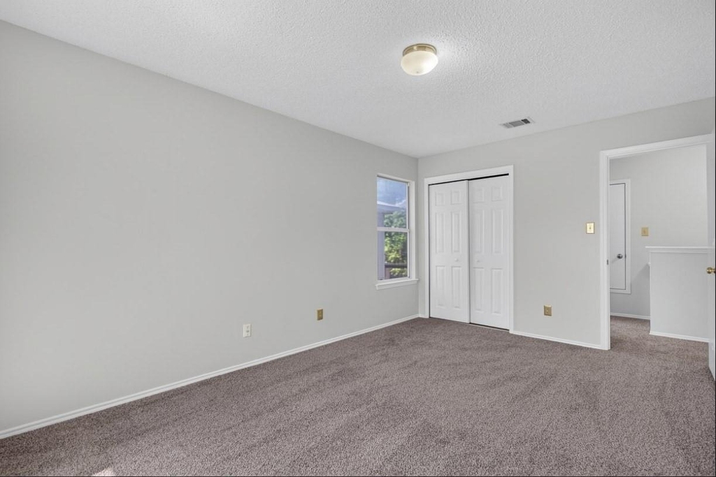 1410 Green Terrace Dr - Photo 20