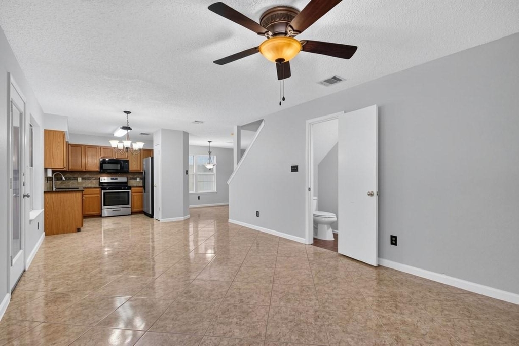 1410 Green Terrace Dr - Photo 8