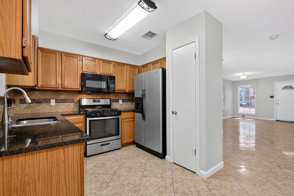 1410 Green Terrace Dr - Photo 6
