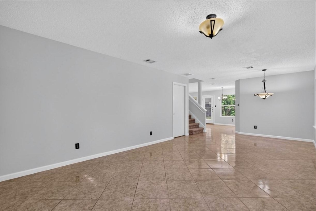 1410 Green Terrace Dr - Photo 3