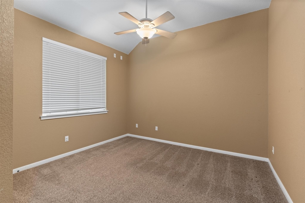 16004 Double Eagle Dr - Photo 24