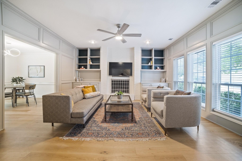 1702 Crested Butte Dr - Photo 2