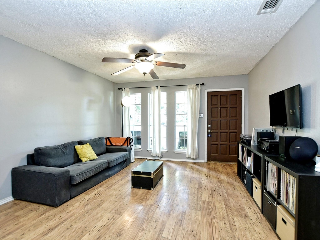 4911 Aberdeen Cir - Photo 4