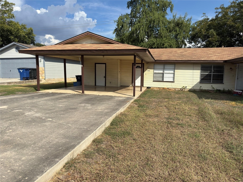 2745 Maple Tree Rd - Photo 2