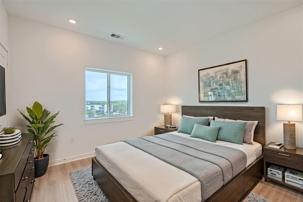 4802 S Congress Ave - Photo 4