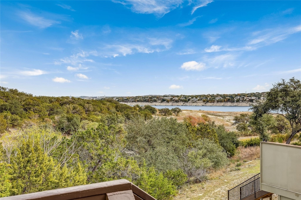 125 Comanche Pt - Photo 0