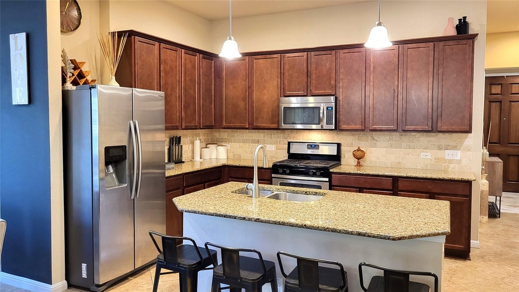 413 Anacua Loop - Photo 7