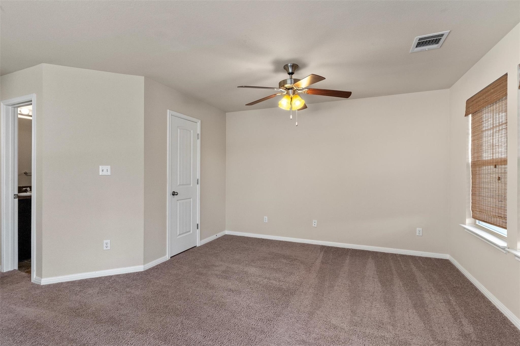 4606 Graceful Ln - Photo 12