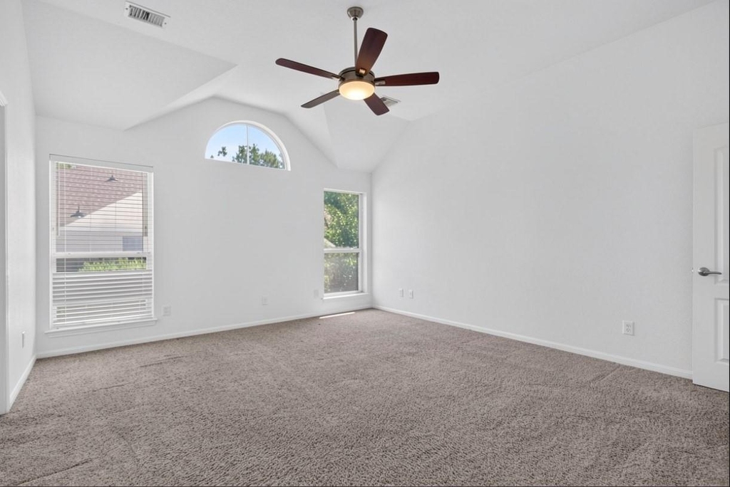 1402 Club Chase Dr - Photo 14