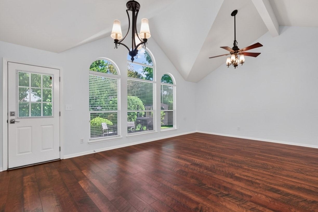 1402 Club Chase Dr - Photo 5