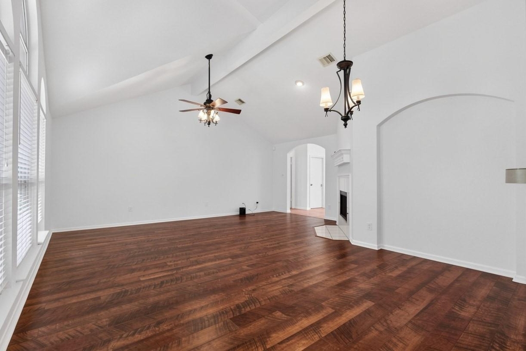 1402 Club Chase Dr - Photo 6