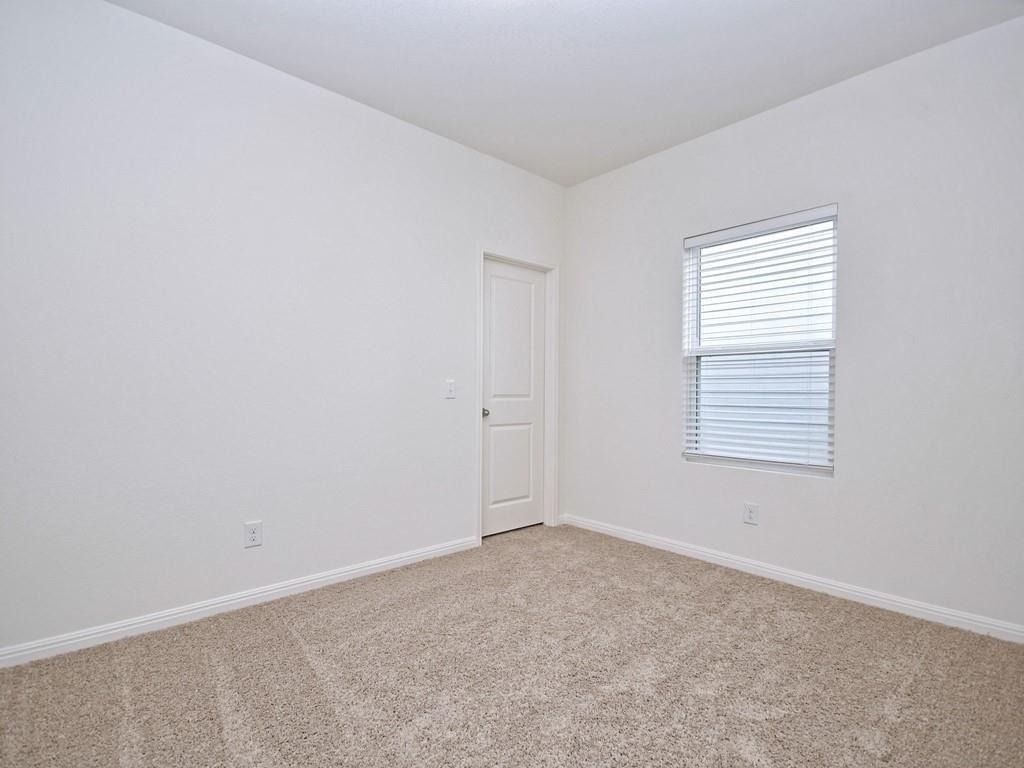 19400 Caymus Dr - Photo 16