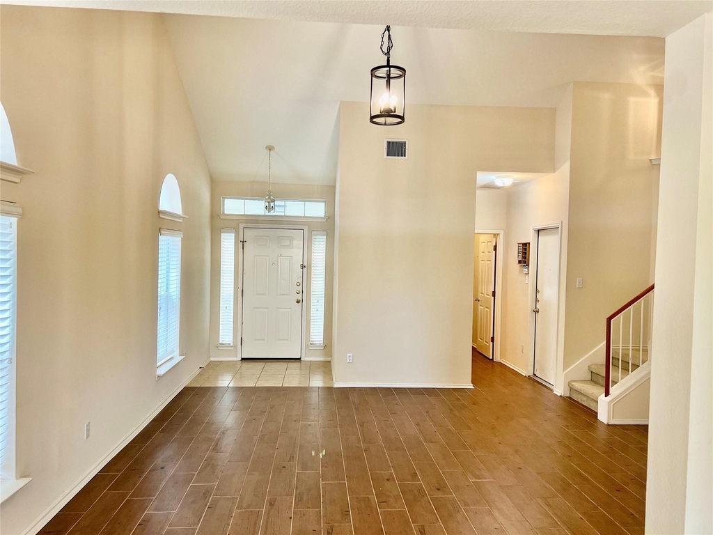 11309 Los Comancheros Rd - Photo 3