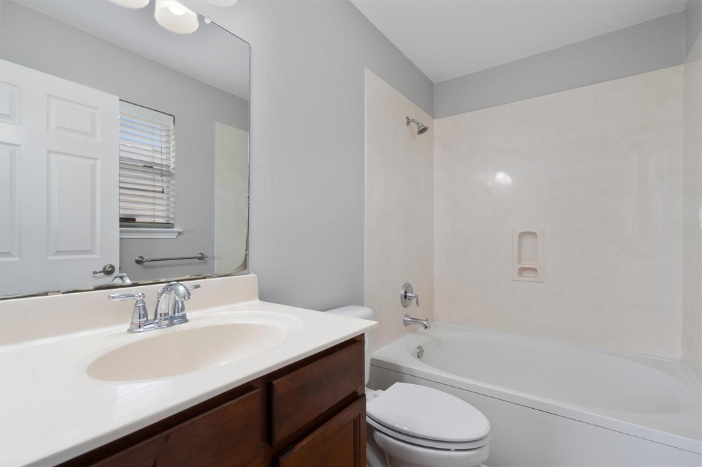 9009 Southwick Dr - Photo 15