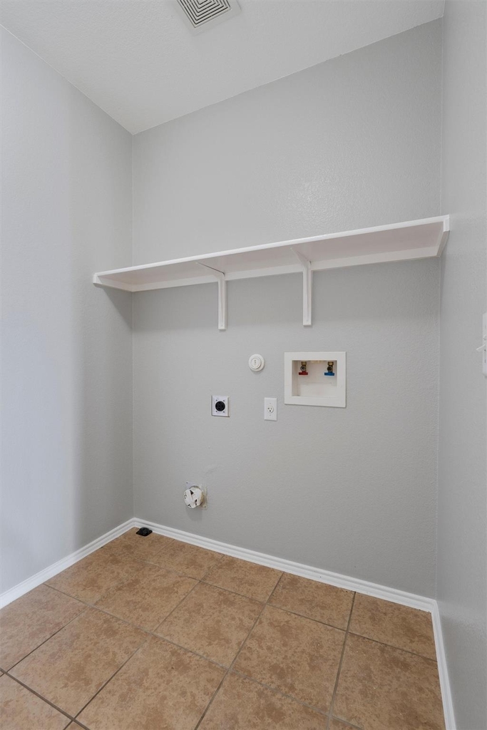 9009 Southwick Dr - Photo 23