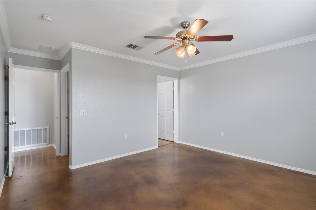 9009 Southwick Dr - Photo 14