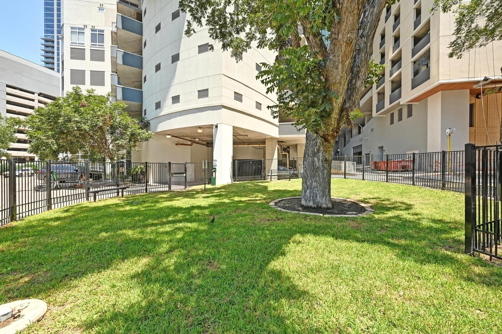 603 Davis St - Photo 22
