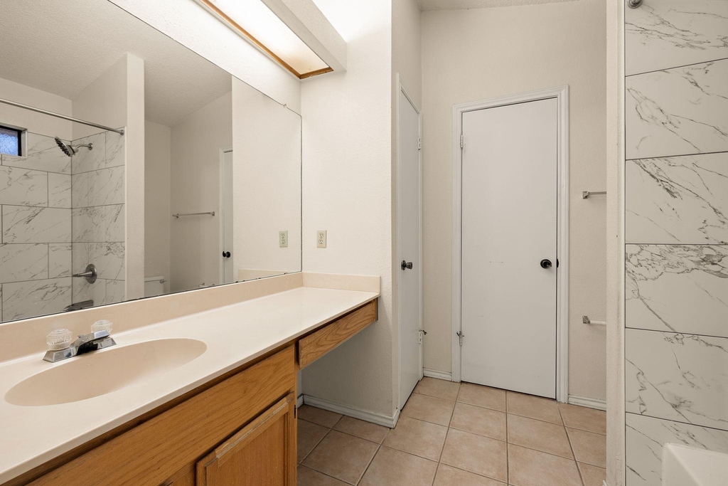1604 Texas Oak Way - Photo 13