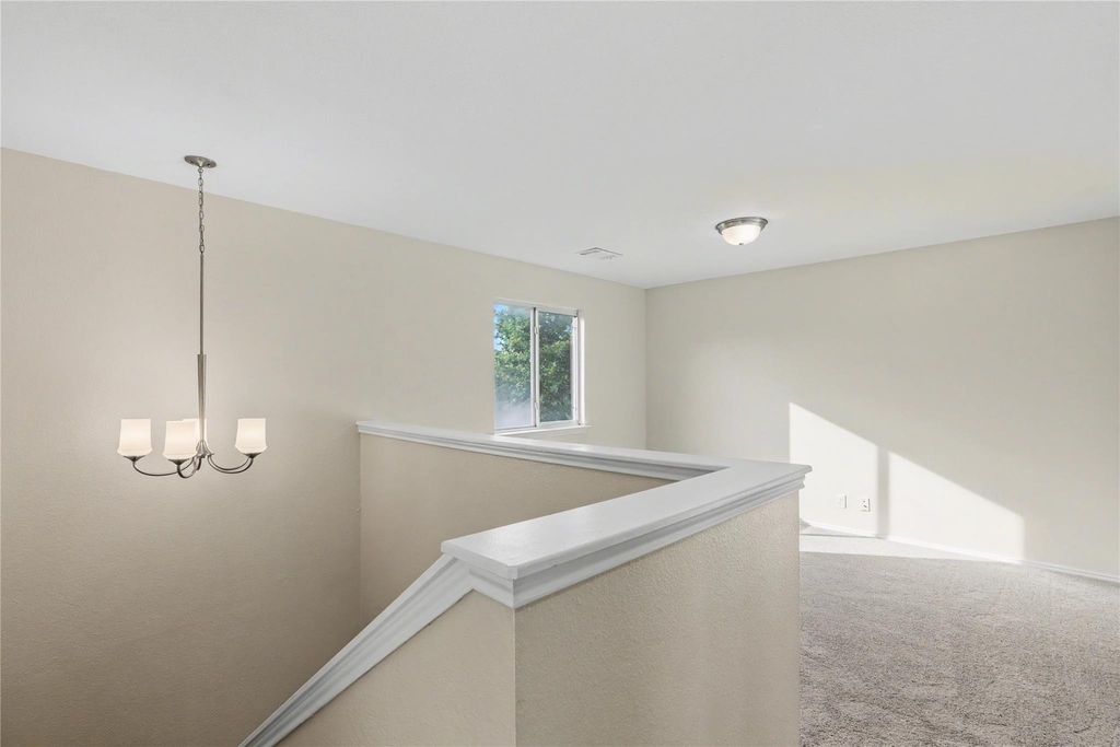 172 Discovery - Photo 13