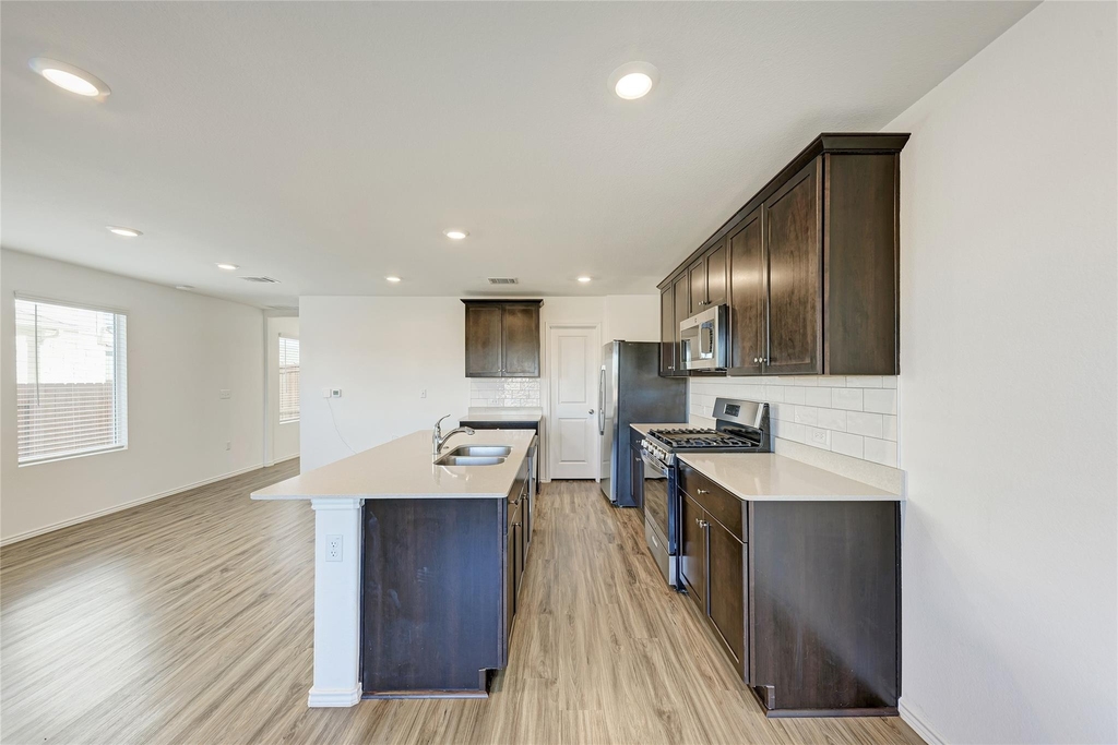 12112 Scarlet Sleeve Way - Photo 8