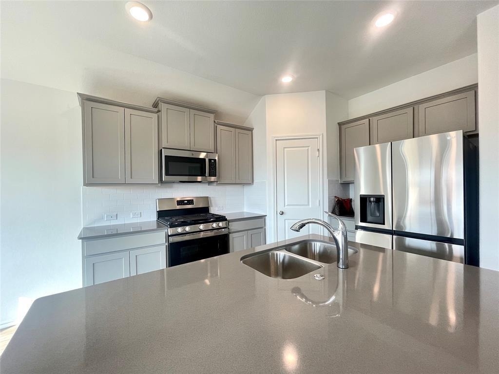 431 Sebring Cir - Photo 8