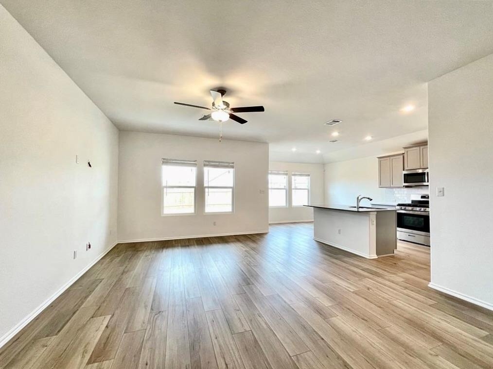431 Sebring Cir - Photo 3
