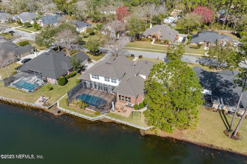3826 Reedpond Drive N - Photo 32