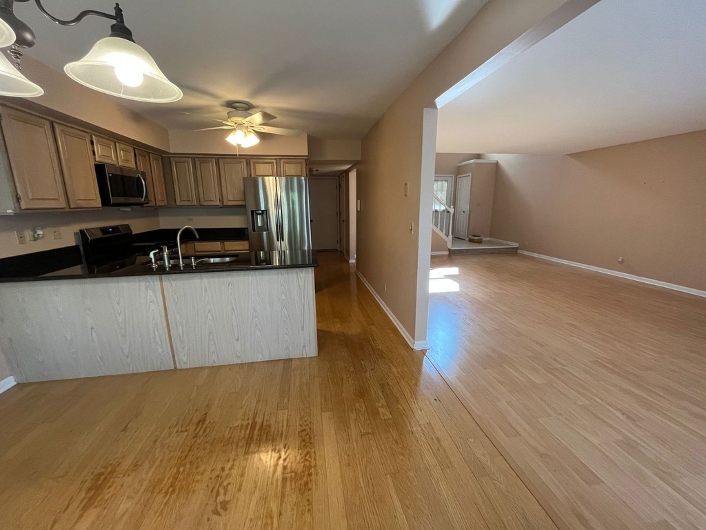 4891 Turnberry Drive - Photo 4