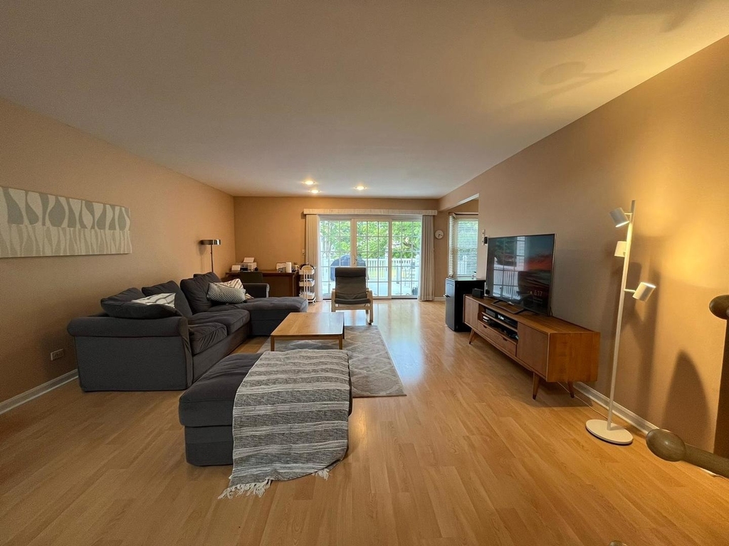 4891 Turnberry Drive - Photo 2